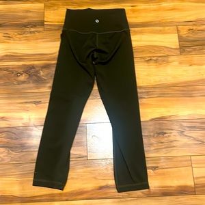 Lululemon Women Small Black Athletic Leggings Workout